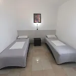 Otok 2 דירה *
