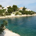 Otok 2