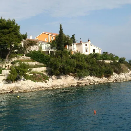 Διαμέρισμα Otok 2 Τρογκίρ