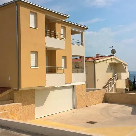 Διαμέρισμα Otok 2 *
