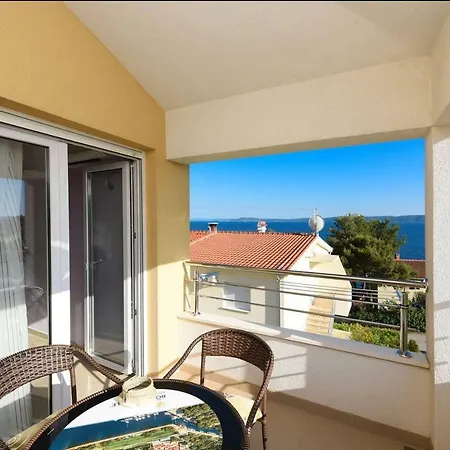 Otok 2 Διαμέρισμα